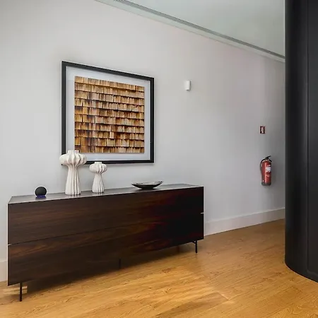 Luxe - Rooftop Pool Lägenhet